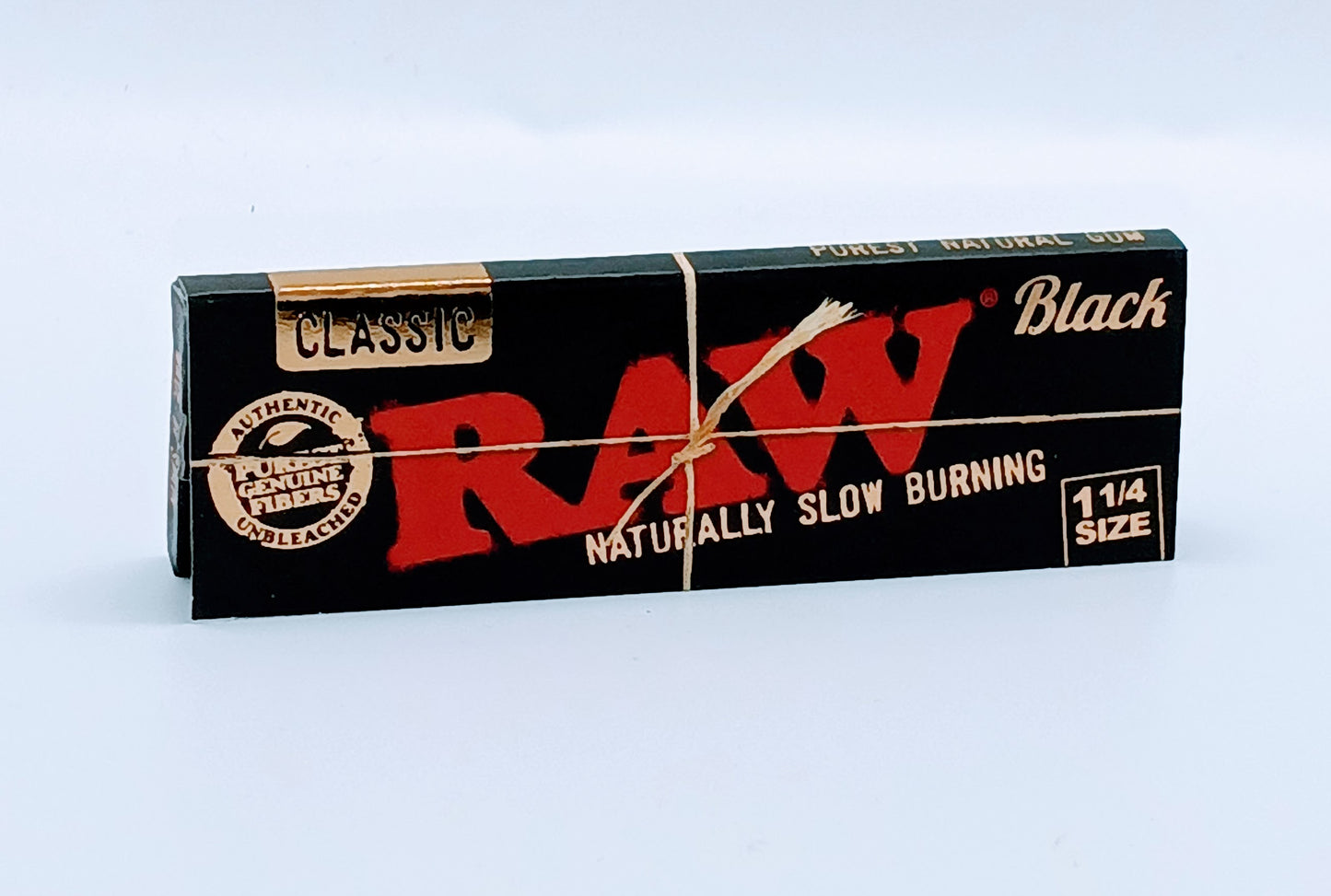 Raw 1 1/4 Black Rolling Papers